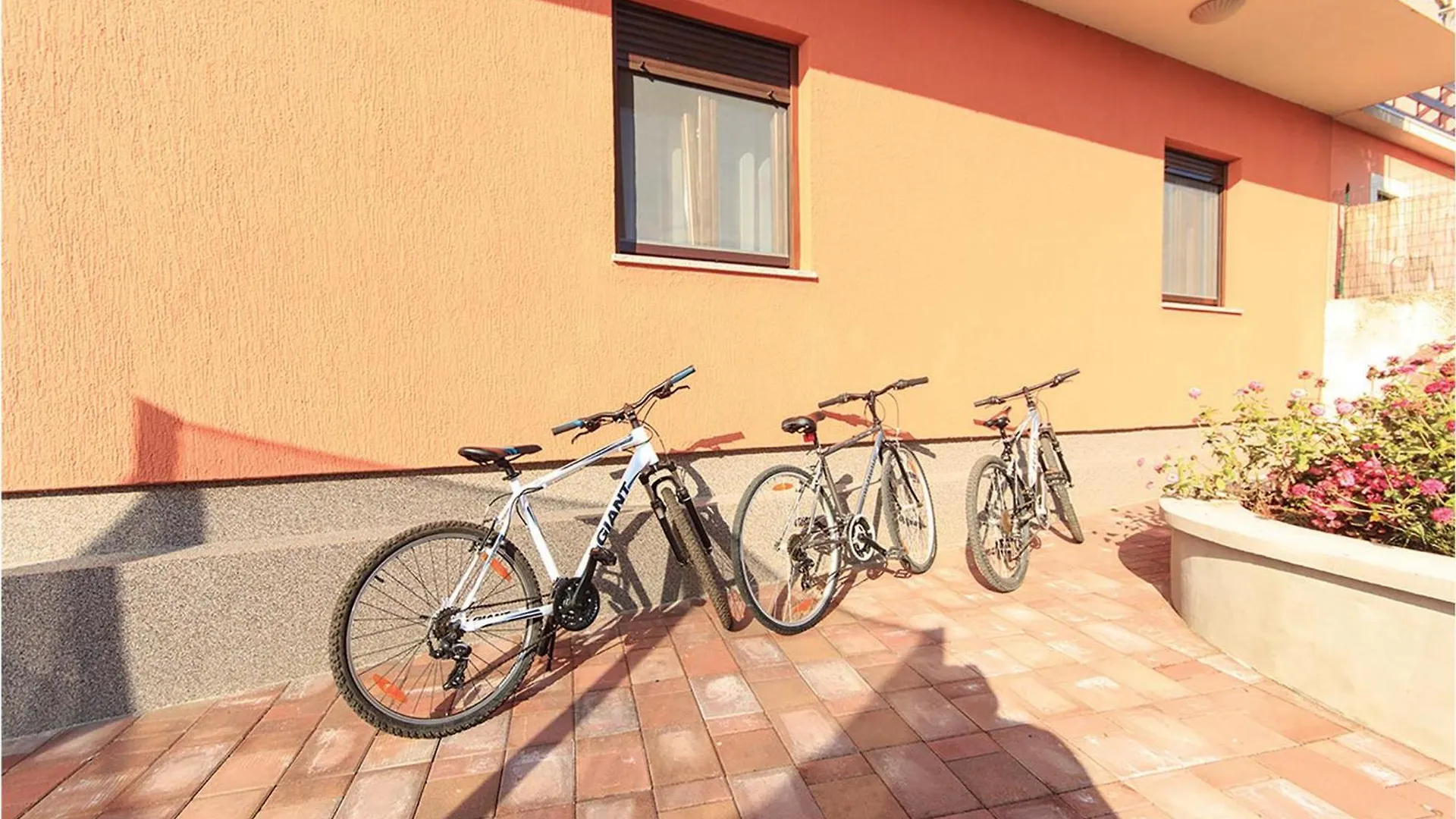 1 Bedroom Stunning Apartment In Pula